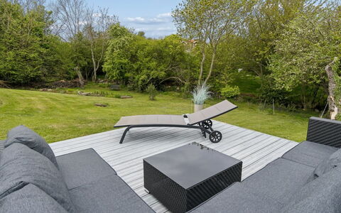 Ebertina - 500M from the Sea: Roof, House, Residential Area, Home, Estate, Cottage, Design