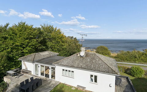 Ensio - 150M from the Sea: Sky, Roof, Home, House, Cottage, Estate, Siding, Farmhouse, Villa, Porch