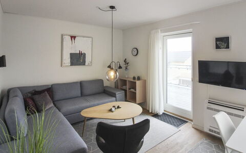 Hermann - 100M from the Sea: Building, House, Window, Home, Roof, Residential Area, Shrub, Cottage, Land Lot