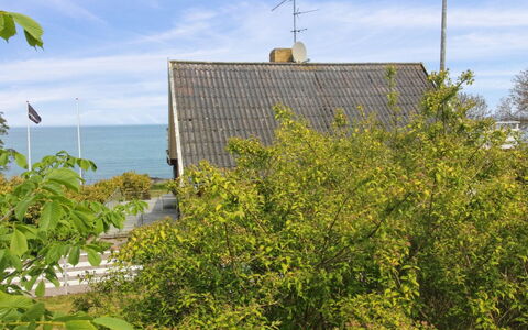 Alija - 50M from the Sea: Wood, House, Cottage, Home, Roof, Rural Area, Siding, Log Cabin, Garden Buildings, Hardwood