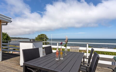 Alija - 50M from the Sea: Wood, House, Cottage, Home, Roof, Rural Area, Siding, Log Cabin, Garden Buildings, Hardwood