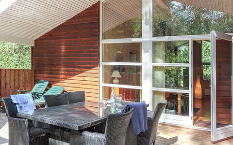 Sakarias - 800M from the Sea: Residential Area, Roof, Suburb, Driveway, Estate, Chimney