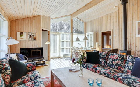 Sakarias - 800M from the Sea: Roof, House, Land Lot, Home, Cottage, Estate, Garden Buildings, Shade, Log Cabin, Landscaping