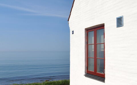 Uschi - 15M from the Sea: Building, House, Window, Home, Roof, Residential Area, Shrub, Cottage, Land Lot