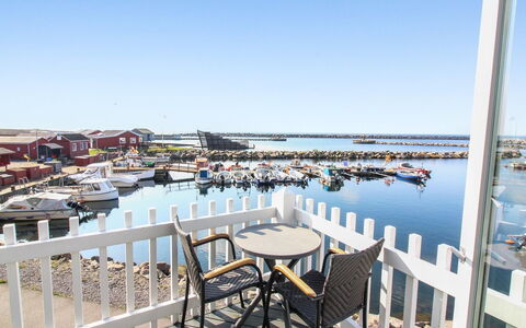 Allette - 10M from the Sea: Wood, House, Cottage, Home, Roof, Rural Area, Siding, Log Cabin, Garden Buildings, Hardwood