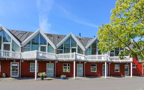 Allette - 10M from the Sea: Wood, House, Cottage, Home, Roof, Rural Area, Siding, Log Cabin, Garden Buildings, Hardwood
