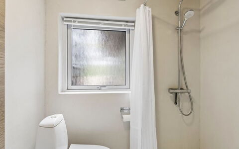 Margarethe - 250M from the Sea: Bathroom, Wall, Plumbing Fixture, Floor, Toilet Seat, Flooring, Interior Design, Toilet, Plumbing, Shower