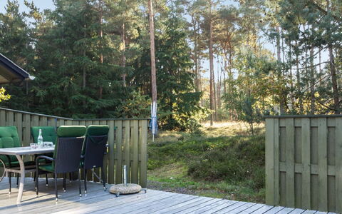 Elona - 950M from the Sea: Wood, House, Cottage, Home, Roof, Rural Area, Siding, Log Cabin, Garden Buildings, Hardwood