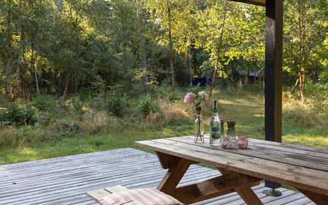 Chenoa - 200M from the Sea: Wood, House, Cottage, Home, Roof, Rural Area, Siding, Log Cabin, Garden Buildings, Hardwood