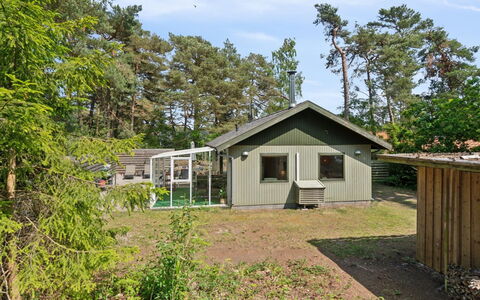 Ellinor - 300M from the Sea: Thatching, Cottage, House, Roof, Home, Farmhouse, Hut, Estate, Village