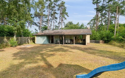 Henri - 800M from the Sea