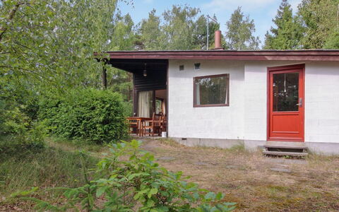 Farina - 150M from the Sea: Swimming Pool, Resort Town