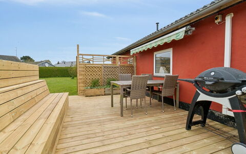 Kiana - 250M from the Sea: Wood, House, Cottage, Home, Roof, Rural Area, Siding, Log Cabin, Garden Buildings, Hardwood
