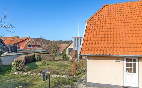 Jolin - 200M from the Sea: Cottage, Garden, Siding, Garden Buildings, Shade, Yard, Backyard, Lawn, Farmhouse, Landscaping