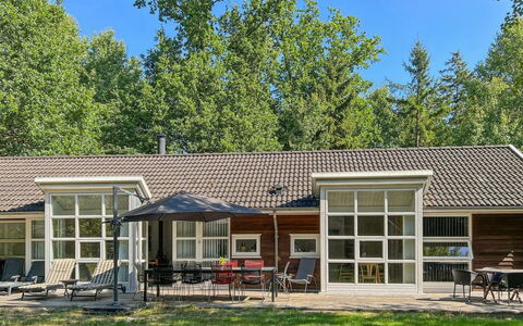 Axel - 1.2Km from the Sea: Wood, House, Cottage, Home, Roof, Rural Area, Siding, Log Cabin, Garden Buildings, Hardwood
