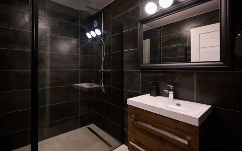Harrachov 582: Plumbing Fixture, Tap, Sink, Bathroom, Interior Design, Mirror, Building, Flooring, Wood, Cabinetry