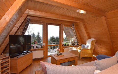 Alwin: Property, Furniture, Couch, Table, Building, Comfort, Window, Living Room, Wood, Plant