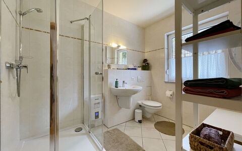 Konrad: Plumbing Fixture, Shower Head, Shower, Bathroom, Sink, Shower Bar, Building, Shower Panel, Interior Design