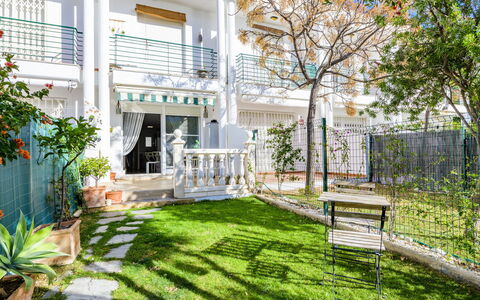 Brisa Mar: Plant, Property, Building, Tree, House, Grass, Porch, Urban Design, Leisure, Residential Area