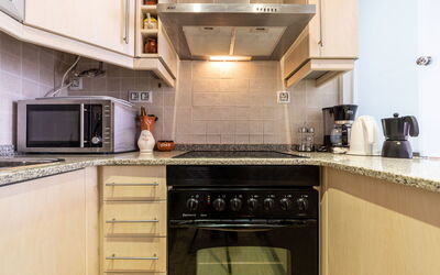 Accommodation:&nbsp;Gavina Salou 705.2
