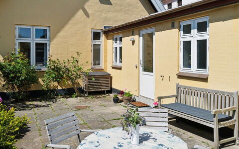 Detlef - 200M from the Sea: Wood, House, Cottage, Home, Roof, Rural Area, Siding, Log Cabin, Garden Buildings, Hardwood