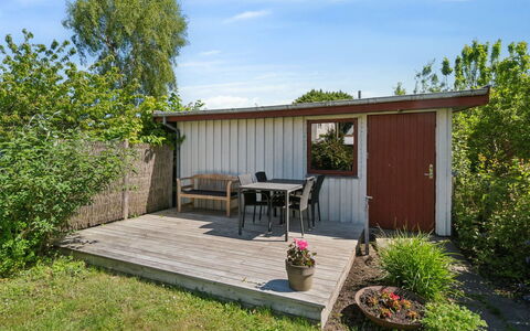 Detlef - 200M from the Sea: Wood, House, Cottage, Home, Roof, Rural Area, Siding, Log Cabin, Garden Buildings, Hardwood
