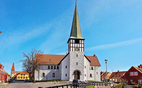 Detlef - 200M from the Sea: Wood, House, Cottage, Home, Roof, Rural Area, Siding, Log Cabin, Garden Buildings, Hardwood
