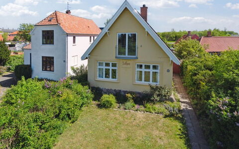 Detlef - 200M from the Sea: Wood, House, Cottage, Home, Roof, Rural Area, Siding, Log Cabin, Garden Buildings, Hardwood