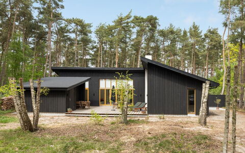 Nuka - 800M from the Sea: Grass, House, Roof, Home, Cottage, Shrub, Land Lot, Rural Area, Farmhouse, Groundcover