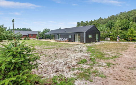 Iivo - 350M from the Sea: Wood, House, Cottage, Home, Roof, Rural Area, Siding, Log Cabin, Garden Buildings, Hardwood