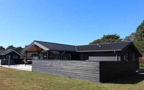 Ignat - 175M from the Sea: Wood, House, Cottage, Home, Roof, Rural Area, Siding, Log Cabin, Garden Buildings, Hardwood