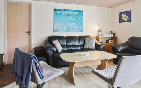 Berthilde - 400M from the Sea: Wood, House, Cottage, Home, Roof, Rural Area, Siding, Log Cabin, Garden Buildings, Hardwood