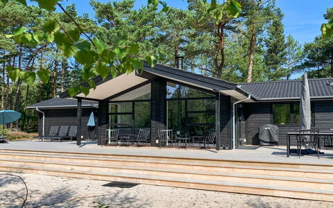 Eliz - 800M from the Sea: Wood, House, Cottage, Home, Roof, Rural Area, Siding, Log Cabin, Garden Buildings, Hardwood