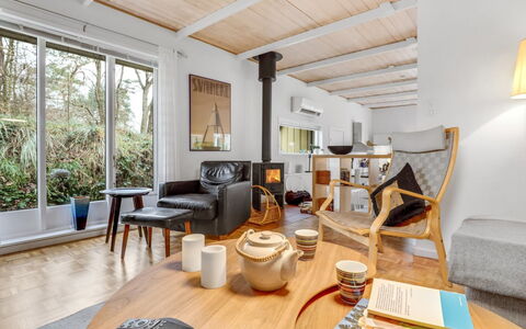 Christella - 200M from the Sea: Wood, Roof, Architecture, Home, House, Cottage, Siding, Hardwood, Slope, Estate