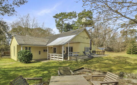 Christella - 200M from the Sea: Wood, Roof, Architecture, Home, House, Cottage, Siding, Hardwood, Slope, Estate