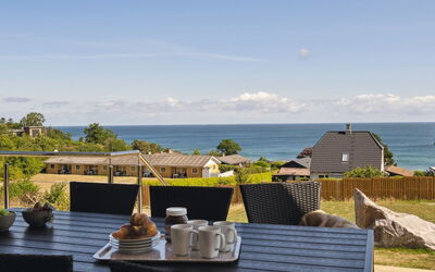 Maike - 200M from the Sea