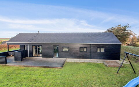 Øthbiorn - 1.1Km from the Sea: Wood, House, Cottage, Home, Roof, Rural Area, Siding, Log Cabin, Garden Buildings, Hardwood