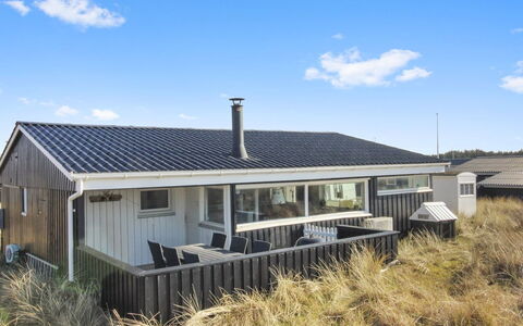 Sibbi - 300M from the Sea: Grass, Grassland, Land Lot, Cottage, Rural Area, Meadow, Garden Buildings, Garden, Shed