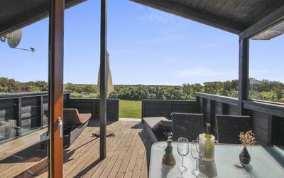 Tetta - 800M from the Sea