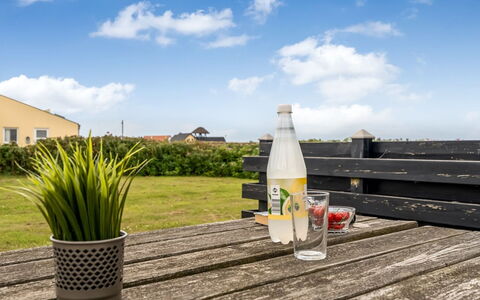 Fabiola - 200M from the Sea: Cottage, Backyard, Yard, Garden Buildings, Shed, Siding, Outdoor Furniture, Log Cabin, Outdoor Structure, Shack