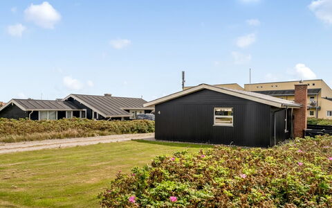 Fabiola - 200M from the Sea: Cottage, Backyard, Yard, Garden Buildings, Shed, Siding, Outdoor Furniture, Log Cabin, Outdoor Structure, Shack