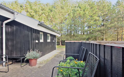 Nahele - 500M from the Sea: Grass, Grassland, Land Lot, Cottage, Rural Area, Meadow, Garden Buildings, Garden, Shed