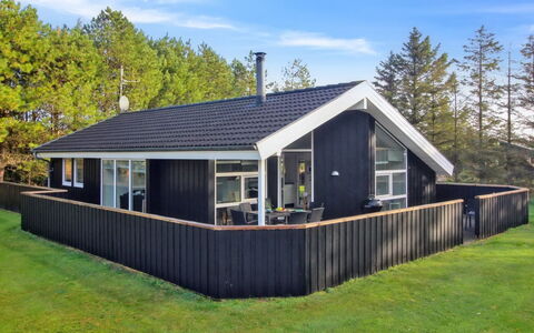 Nahele - 500M from the Sea: Grass, Grassland, Land Lot, Cottage, Rural Area, Meadow, Garden Buildings, Garden, Shed