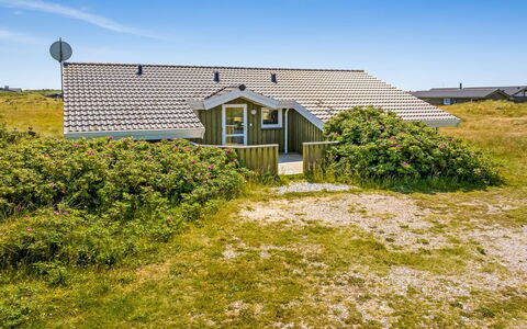 Katla - 400M from the Sea: House, Home, Door, Roof, Cottage, Estate, Garden, Shade, Siding, Yard