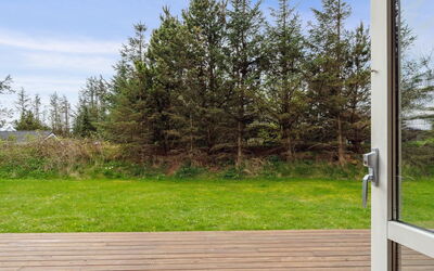 Aleta - 500M from the Sea
