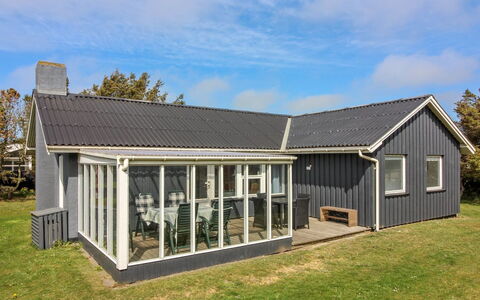 Hellin - 300M from the Sea: Grass, Roof, House, Siding, Home, Cottage, Porch, Land Lot, Estate, Groundcover
