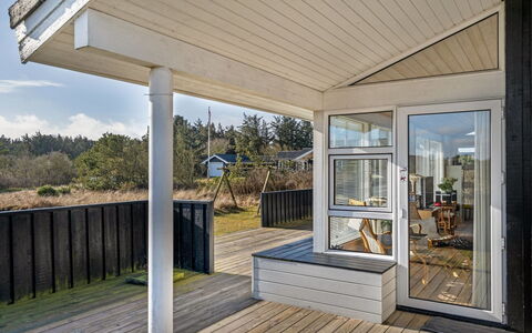 Ofrath - 350M from the Sea: Wood, Roof, Architecture, Home, House, Cottage, Siding, Hardwood, Slope, Estate