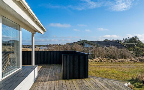 Ofrath - 350M from the Sea: Wood, Roof, Architecture, Home, House, Cottage, Siding, Hardwood, Slope, Estate