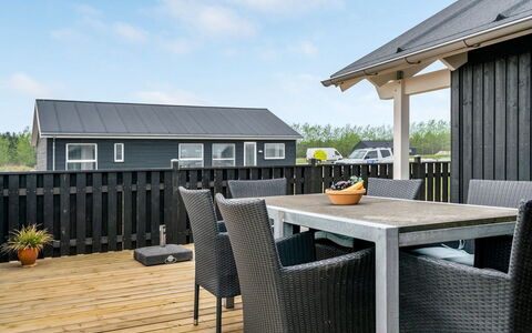 Mirkka - 1.5Km from the Sea: Wood, House, Cottage, Home, Roof, Rural Area, Siding, Log Cabin, Garden Buildings, Hardwood