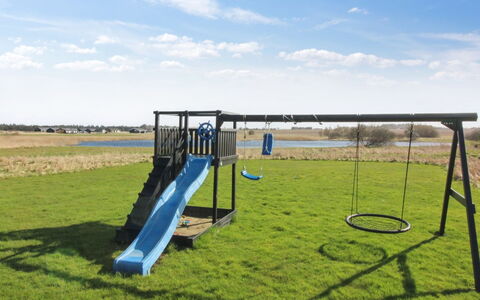 Mirkka - 1.5Km from the Sea: Wood, House, Cottage, Home, Roof, Rural Area, Siding, Log Cabin, Garden Buildings, Hardwood
